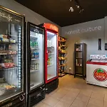 Apto 2 Quartos Com Varanda Em Frente Ao Riocentro Barra Olimpica Wi-Fi Rapido Piscina Cozinha Completa E Estacionamento Portaria 24H Sala Homeoffice Brinquedoteca E Parquinho Infantil Ideal Para Grupos Familias E Hospedes A Trabalho