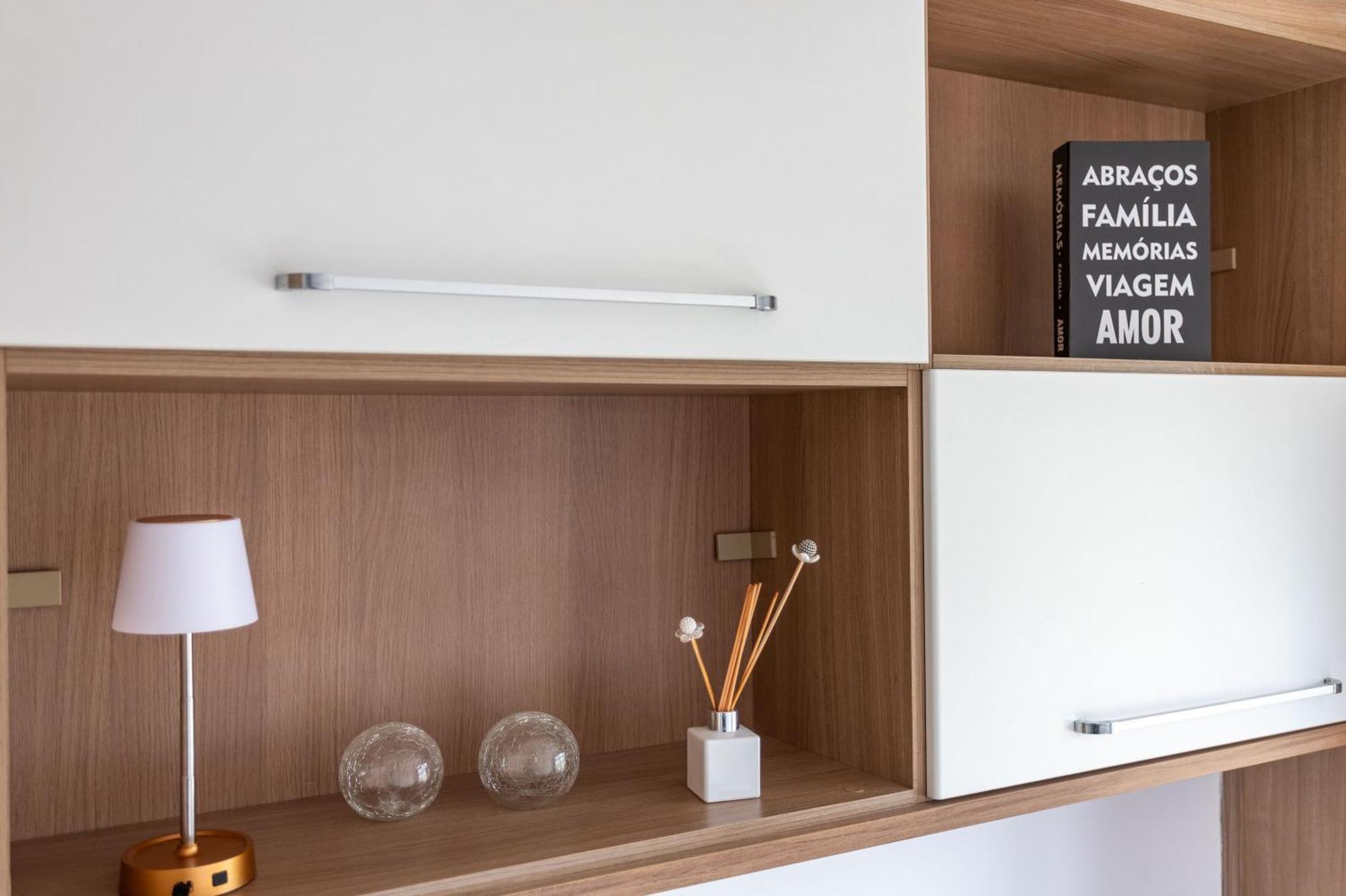Apto 2 Quartos Com Varanda Em Frente Ao Riocentro Barra Olimpica Wi-fi Rapido Piscina Cozinha Completa E Estacionamento Portaria 24h Sala Homeoffice Brinquedoteca E Parquinho Infantil Ideal Grupos Familias E A Trabalho Apartamento Rio de Janeiro